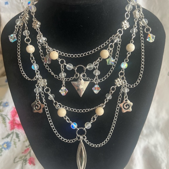 Elegant Silver Multi-Layer Necklace - Picture 3 of 7